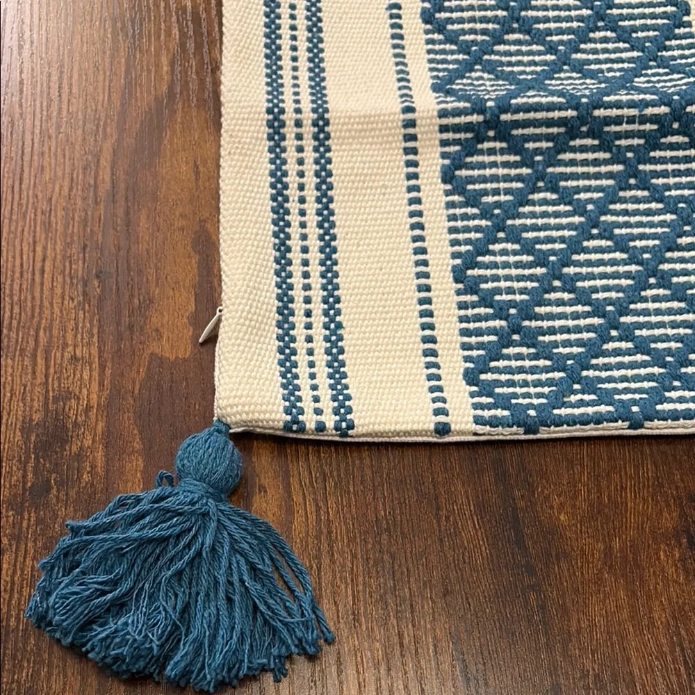 Blue and Cream White Boho Woven Throw Pillow Covers 19”x 11” NEW